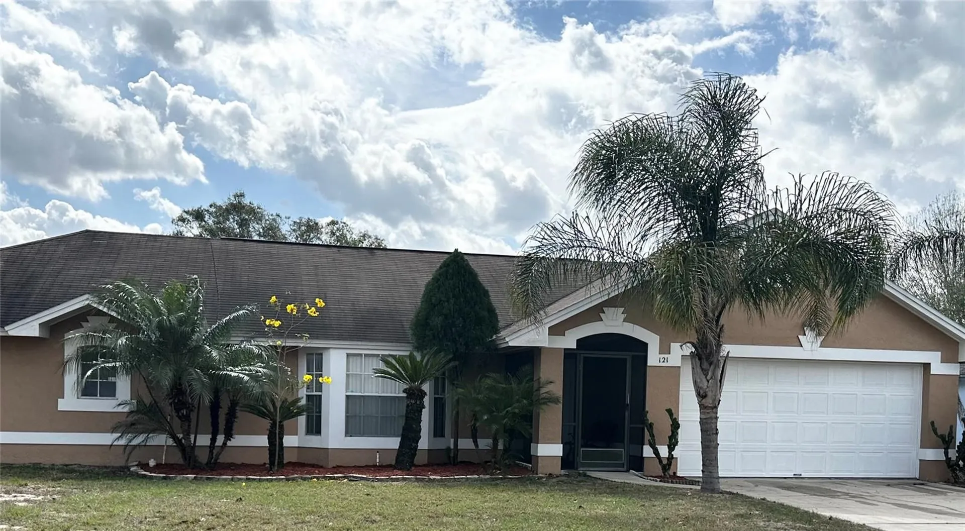 121 Loma Bonita Drive Davenport FL 33837