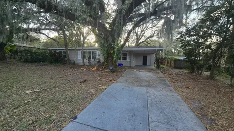 1804 S Mellonville Avenue Sanford FL 32771