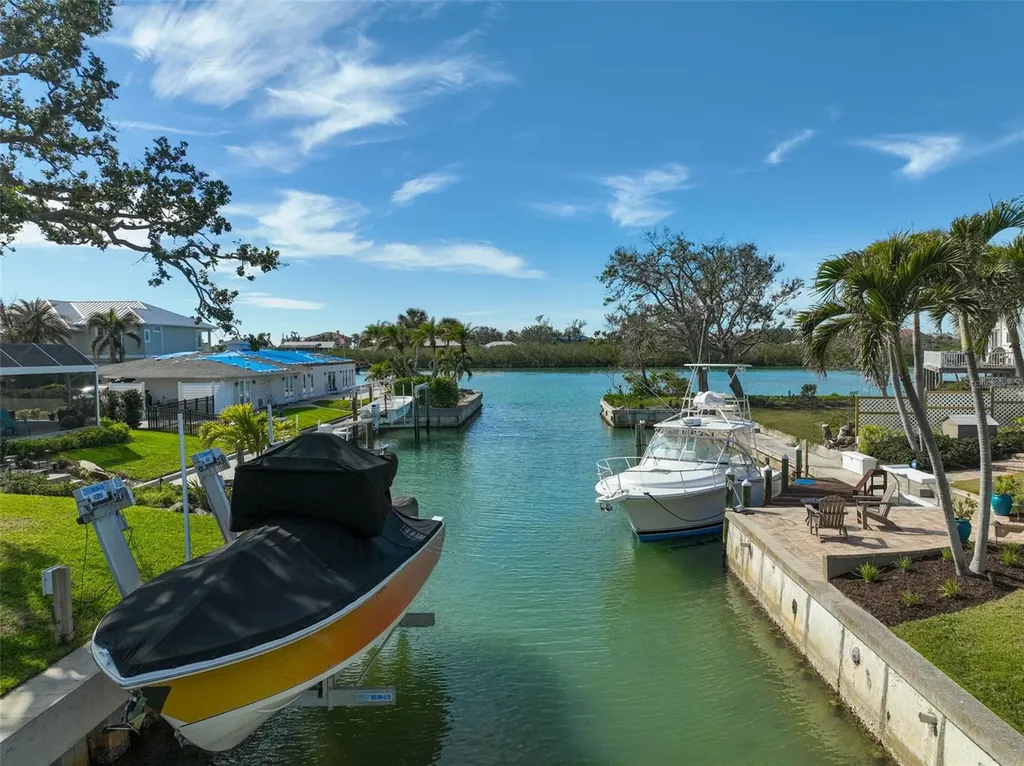 641 Bayshore Road Nokomis FL 34275