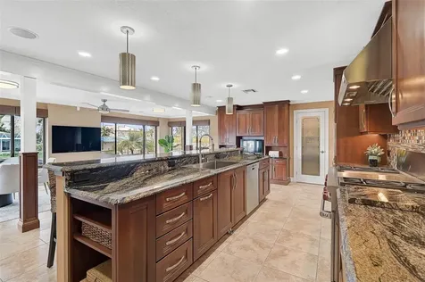 641 Bayshore Road Nokomis FL 34275