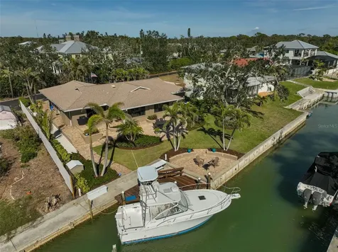 641 Bayshore Road Nokomis FL 34275
