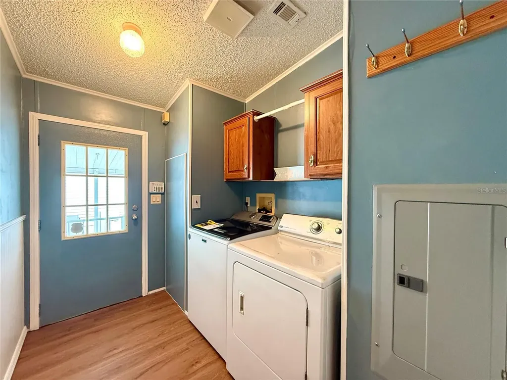 222 N Saint George Circle Apollo Beach FL 33572