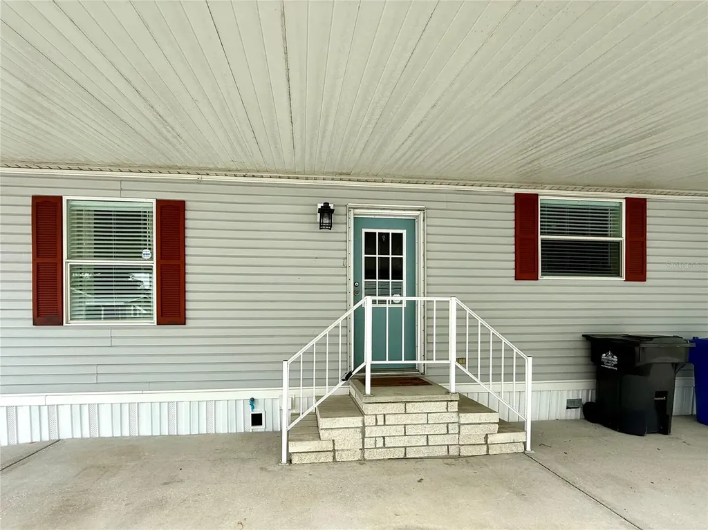 222 N Saint George Circle Apollo Beach FL 33572