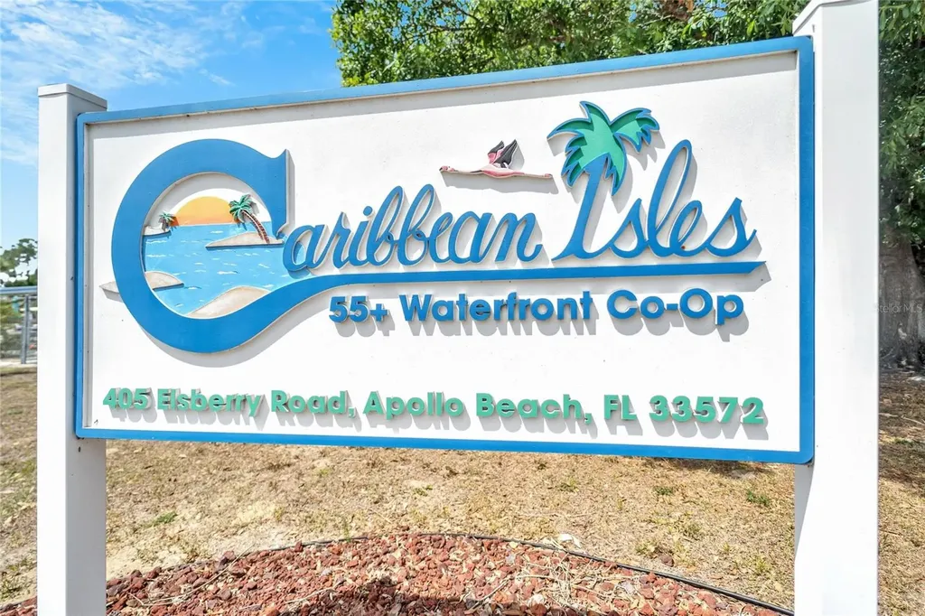 222 N Saint George Circle Apollo Beach FL 33572