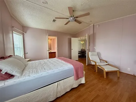 222 N Saint George Circle Apollo Beach FL 33572