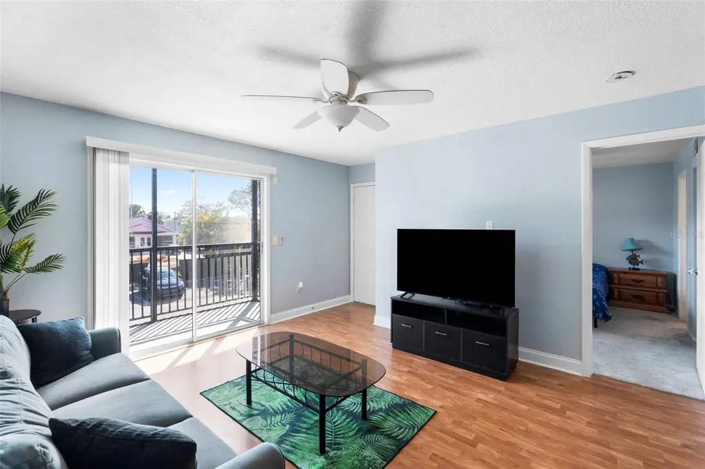 3711 W Iowa Avenue Tampa FL 33611