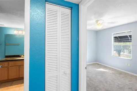 3711 W Iowa Avenue Tampa FL 33611