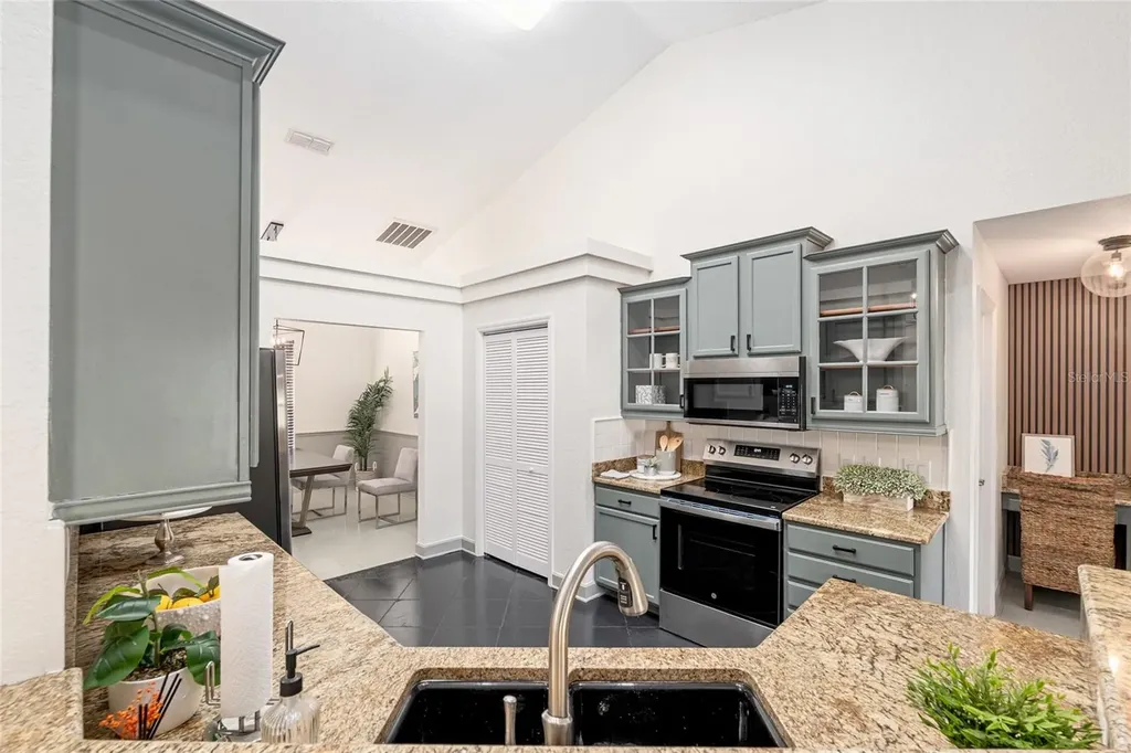 20536 NW 20th Terrace Brooker FL 32622
