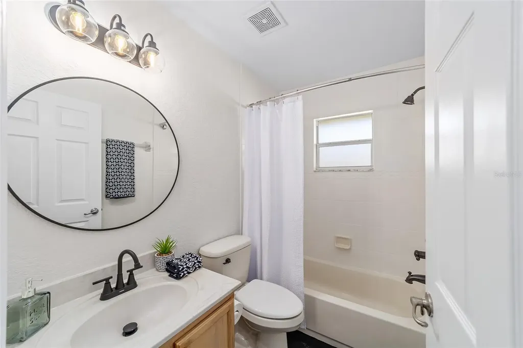 20536 NW 20th Terrace Brooker FL 32622