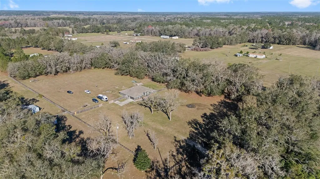 20536 NW 20th Terrace Brooker FL 32622