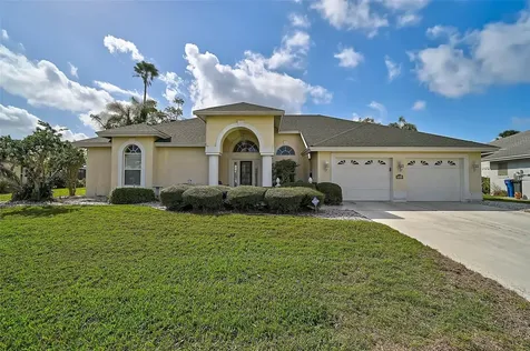 4306 Presidential Avenue Circle E Bradenton FL 34203