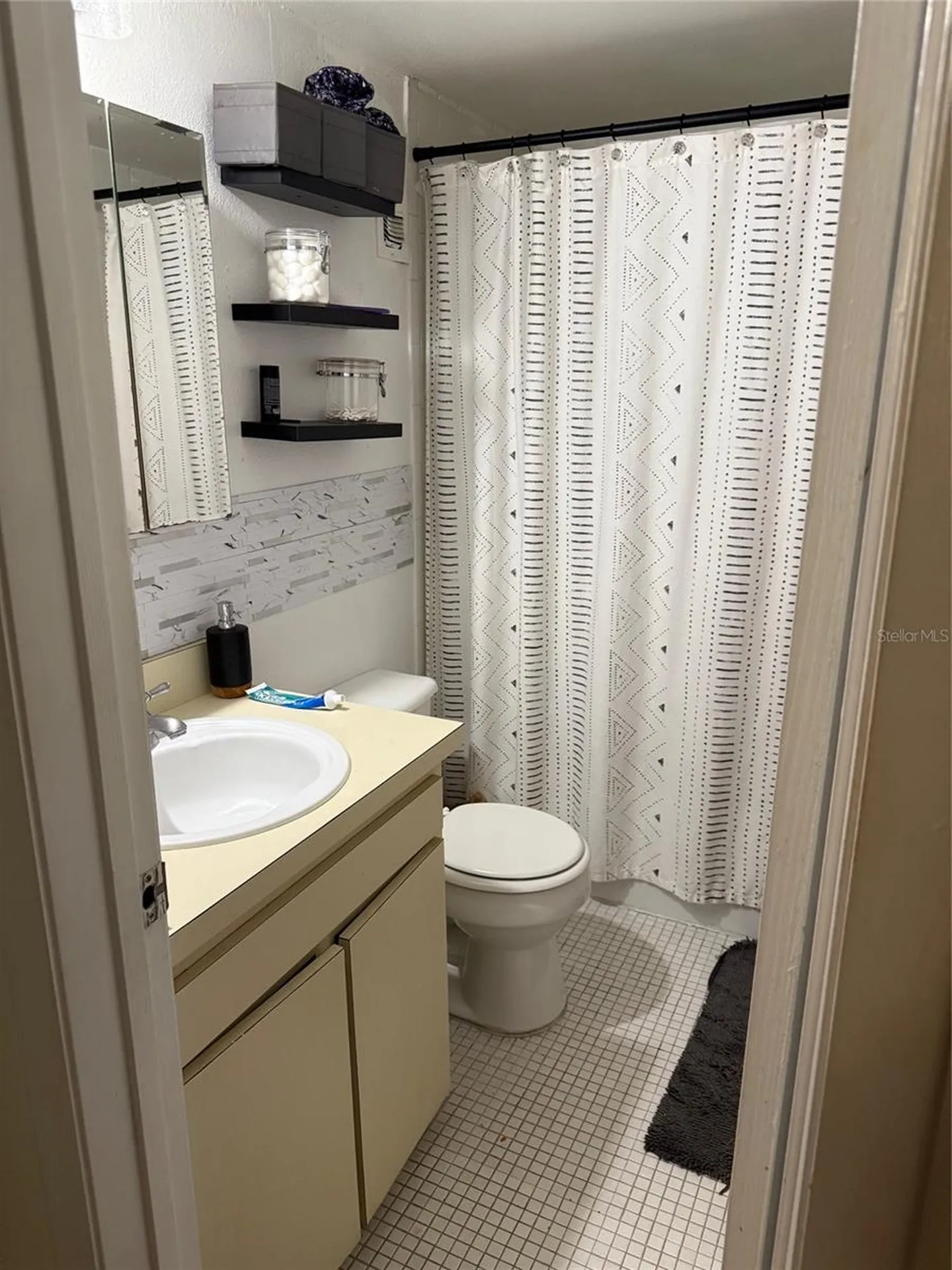 3240 S Semoran Boulevard Orlando FL 32822