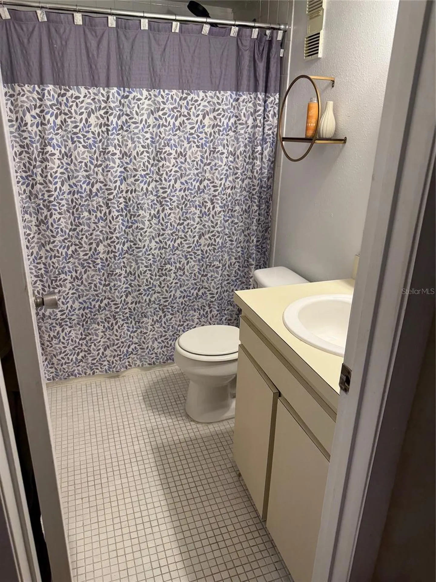 3240 S Semoran Boulevard Orlando FL 32822