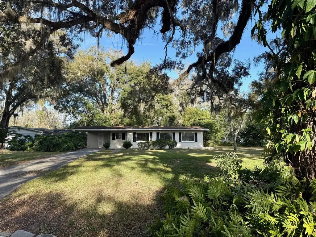301 Longwood Drive Brooksville FL 34601
