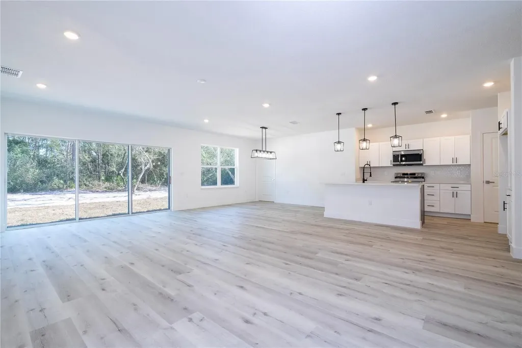 41975 Aspen Street Eustis FL 32736