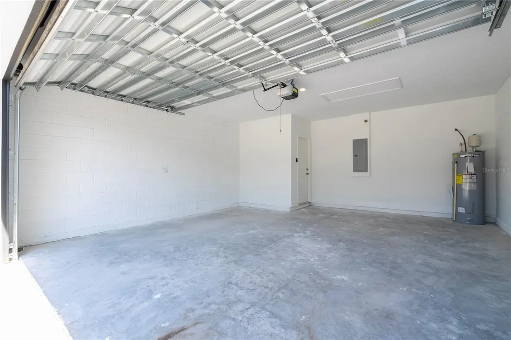 41975 Aspen Street Eustis FL 32736