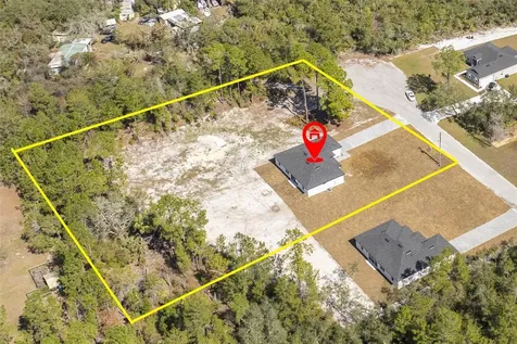 41975 Aspen Street Eustis FL 32736