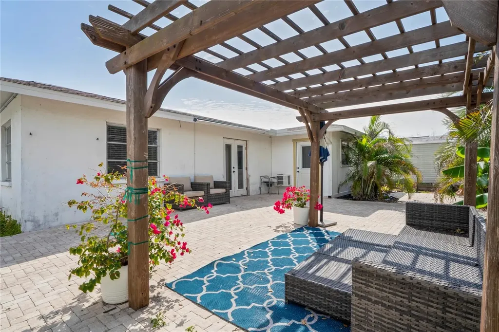 1782 Coconut Drive Venice FL 34293