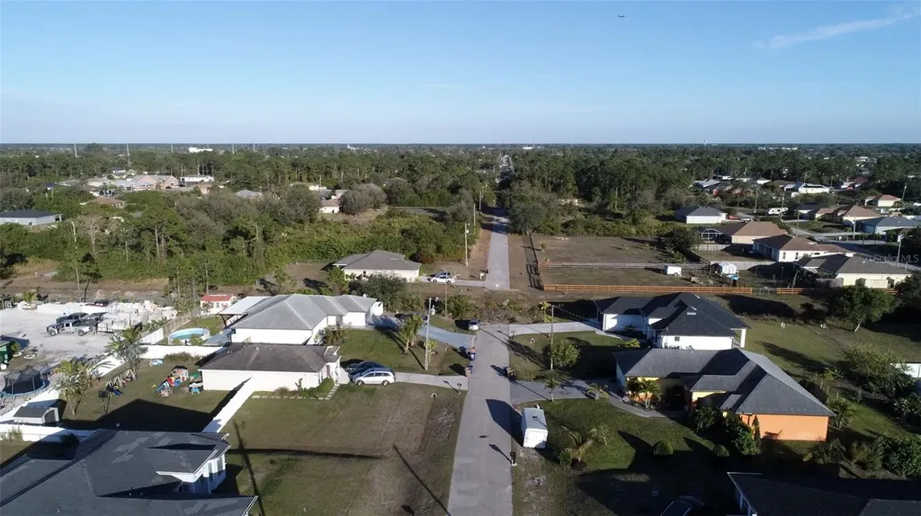 2915 5th Street SW Lehigh Acres FL 33976