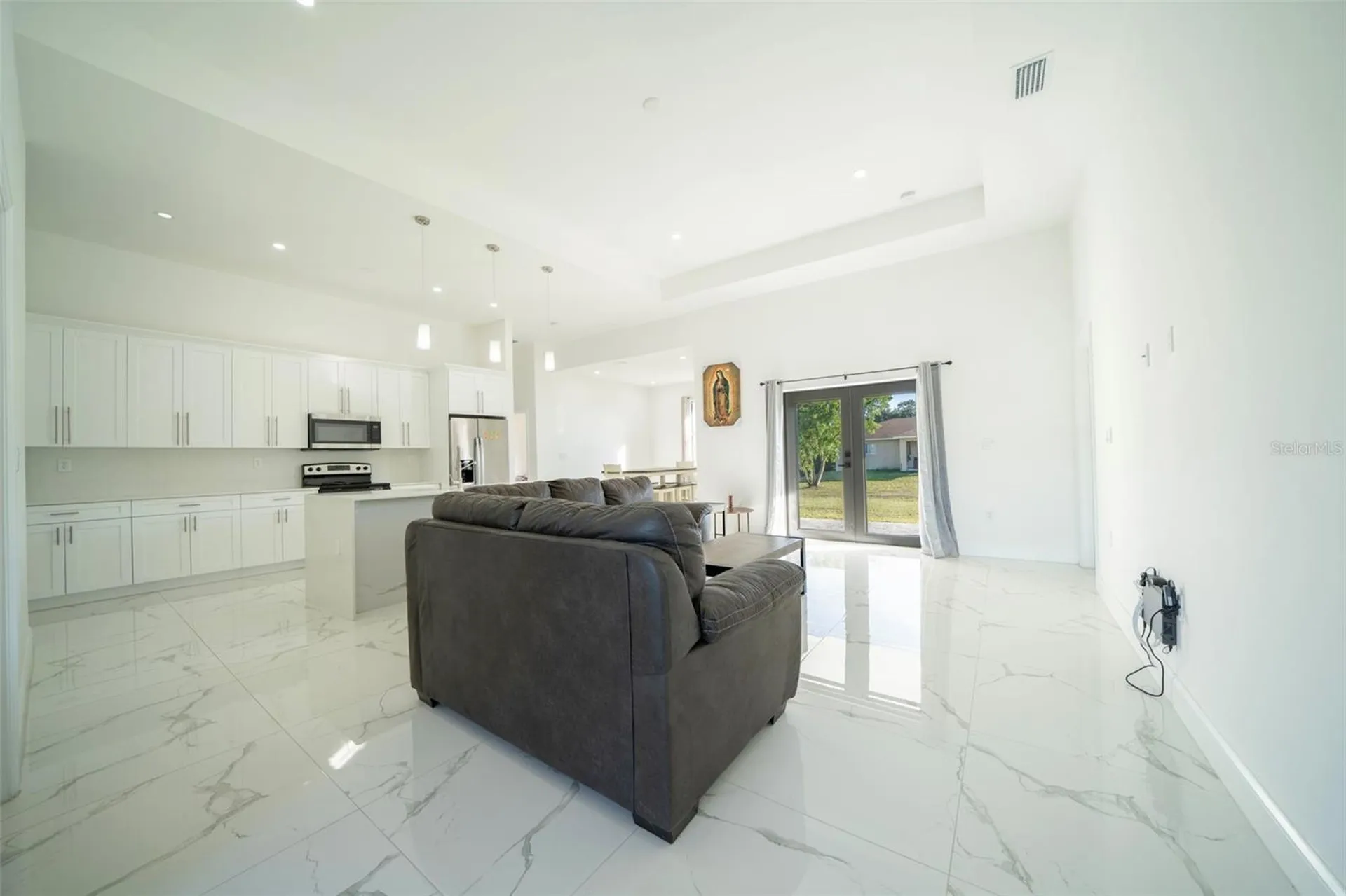 2915 5th Street SW Lehigh Acres FL 33976