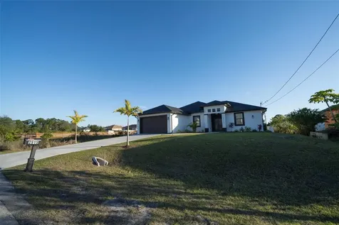 2915 5th Street SW Lehigh Acres FL 33976