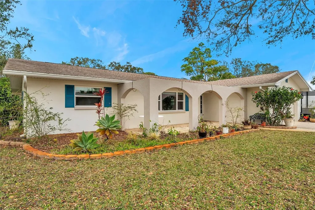 9520 Portside Drive Seminole FL 33776