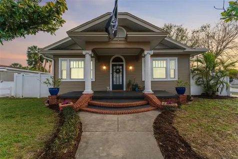 1924 W Carmen Street Tampa FL 33606
