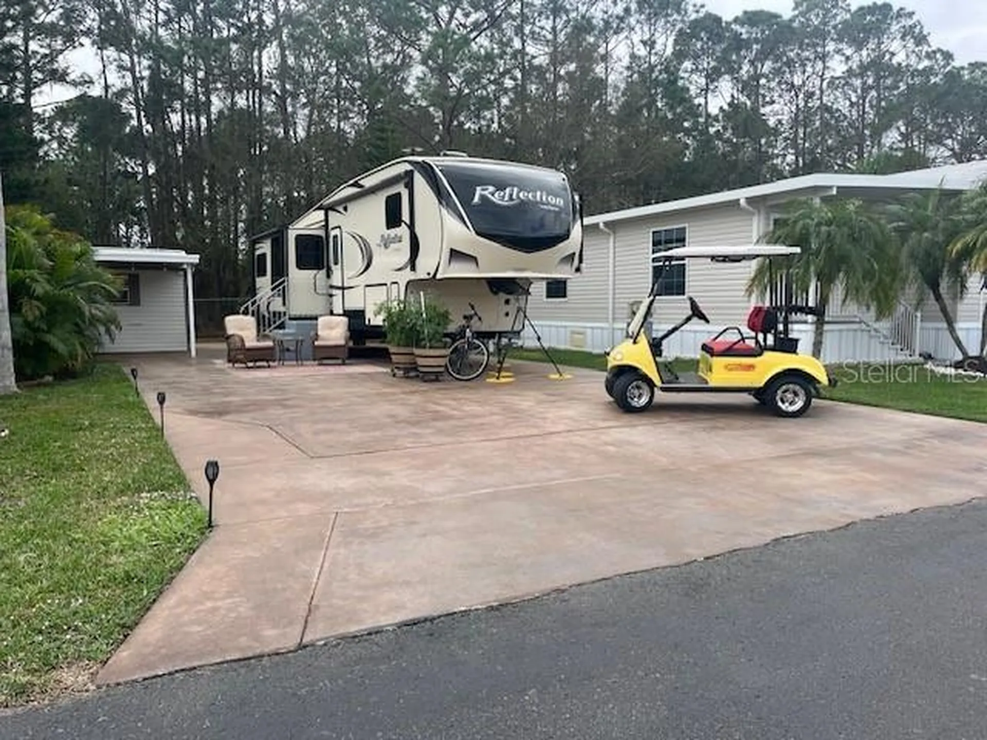 447 Pine Loop Frostproof FL 33843