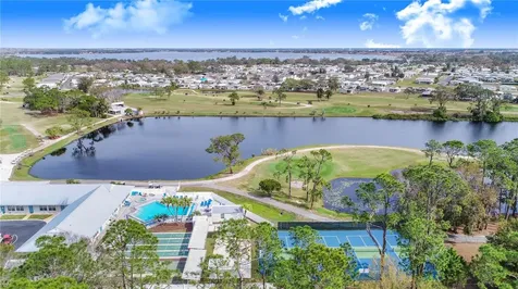 447 Pine Loop Frostproof FL 33843