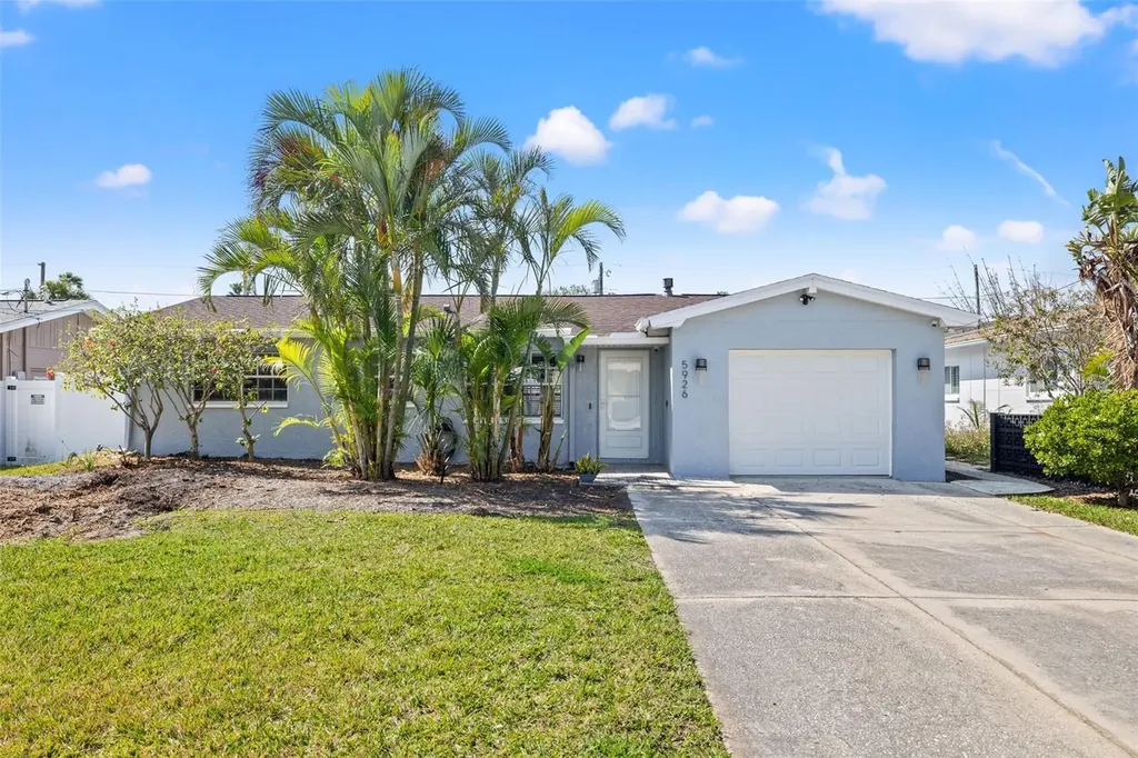 5926 Bayou Grande Boulevard NE St Petersburg FL 33703