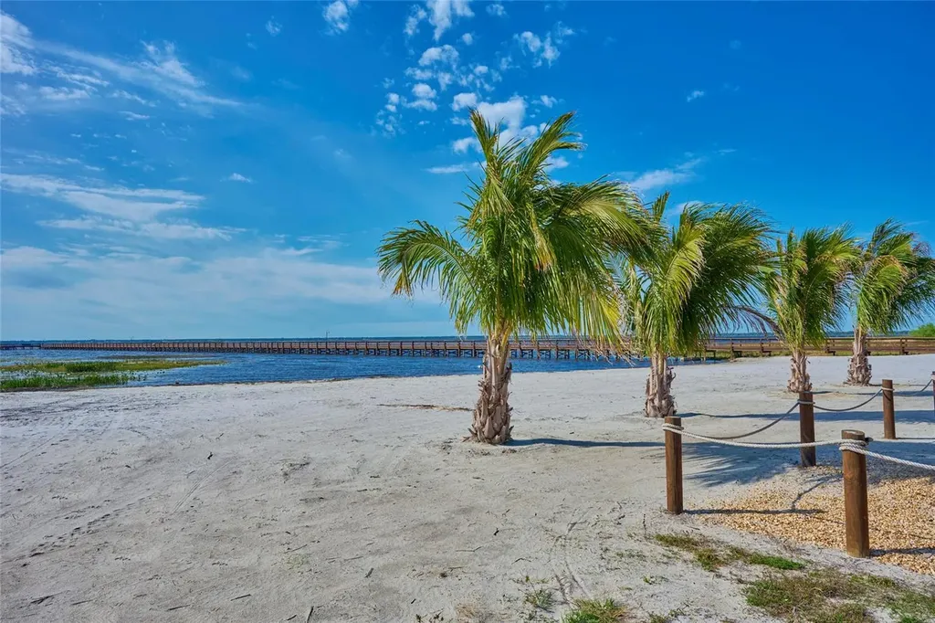 715 Granada Drive Indian Lake Estates FL 33855