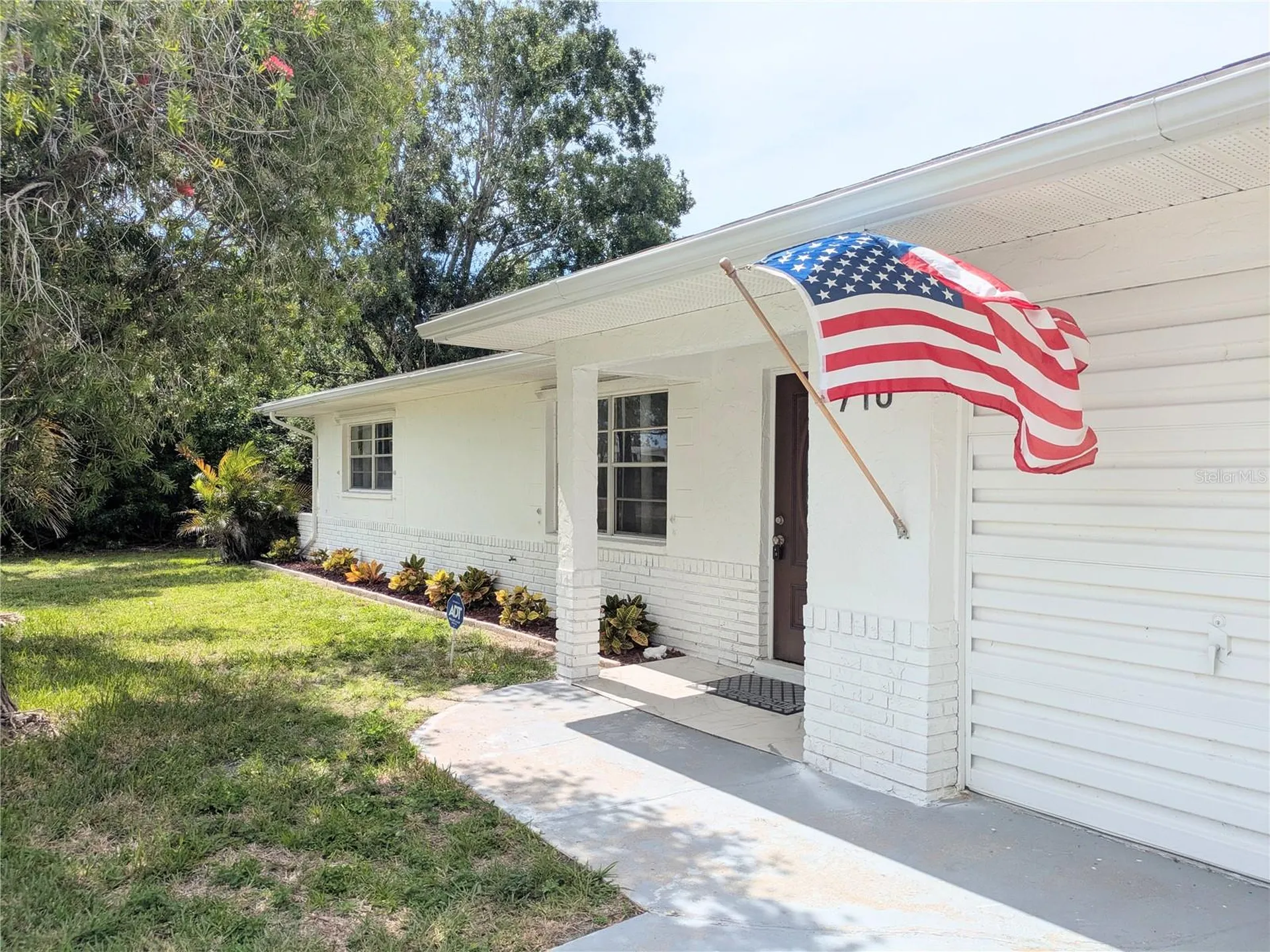 710 Aqui Esta Drive Punta Gorda FL 33950