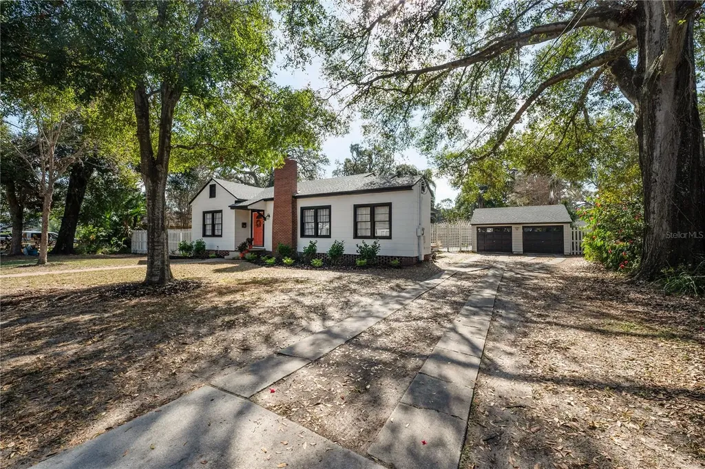 1209 E Idlewild Avenue Tampa FL 33604