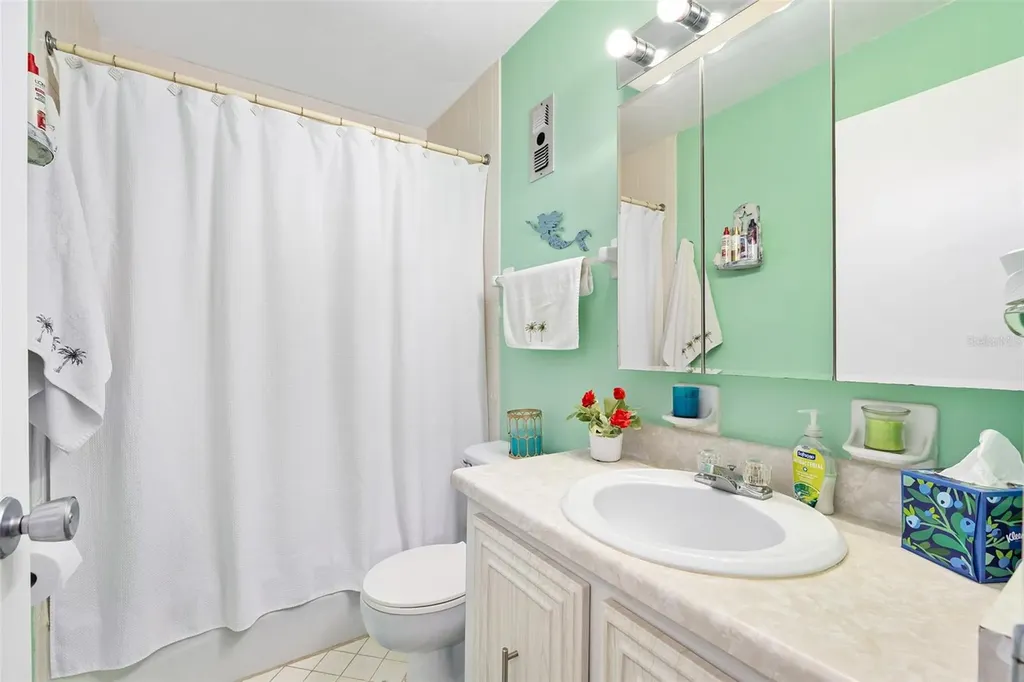2711 N Halifax Avenue Daytona Beach FL 32118