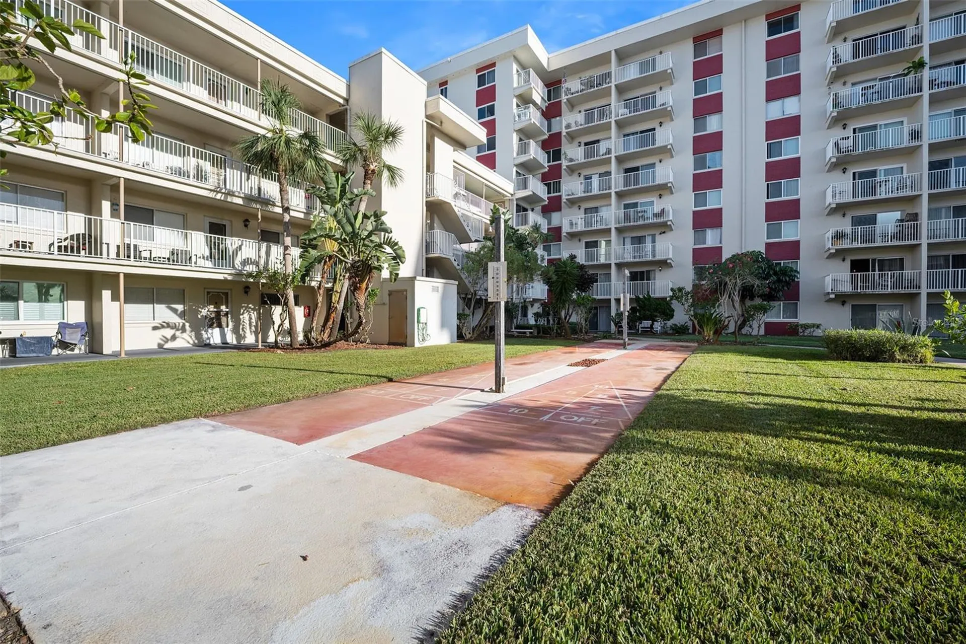 2711 N Halifax Avenue Daytona Beach FL 32118