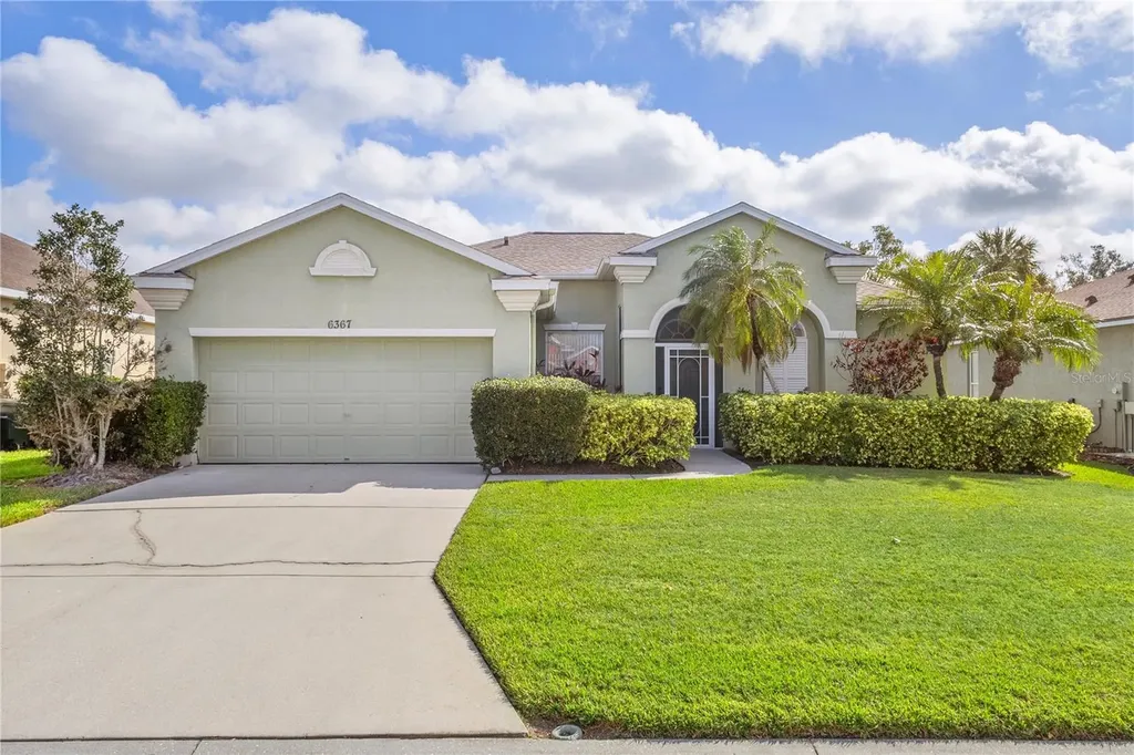 6367 Sturbridge Court Sarasota FL 34238