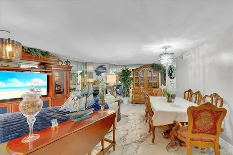 1600 Gulf Boulevard Clearwater Beach FL 33767
