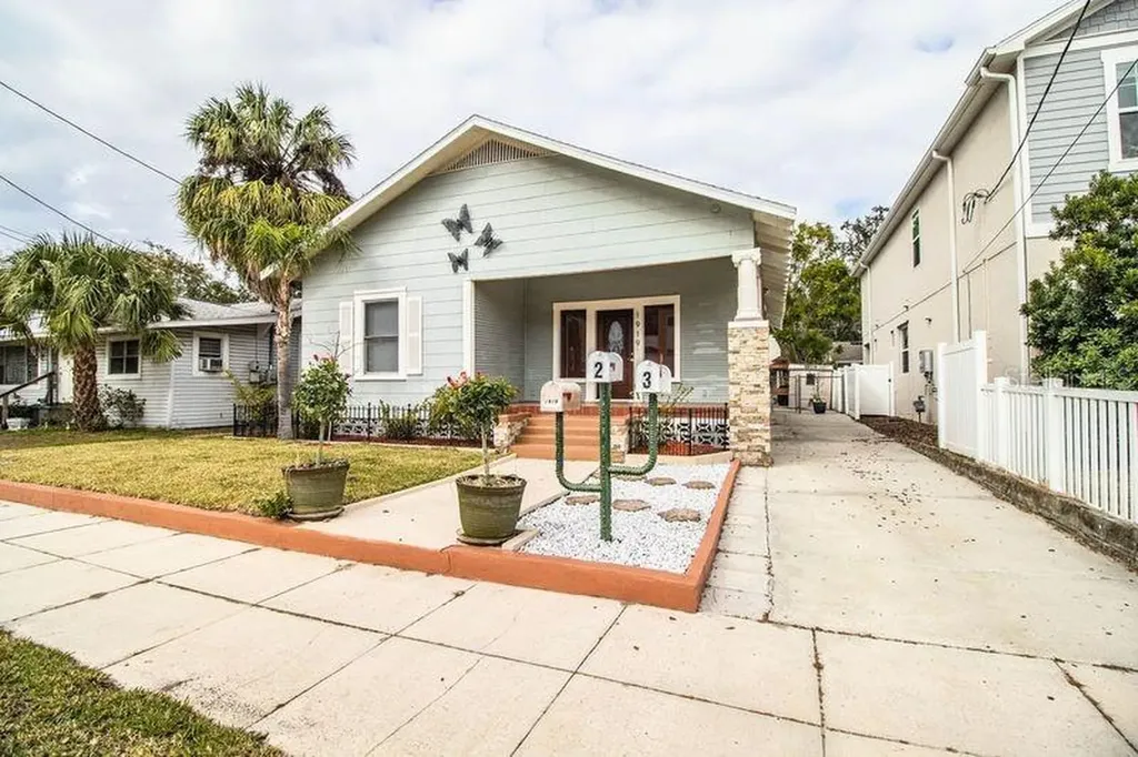 1919 W North A Street Tampa FL 33606