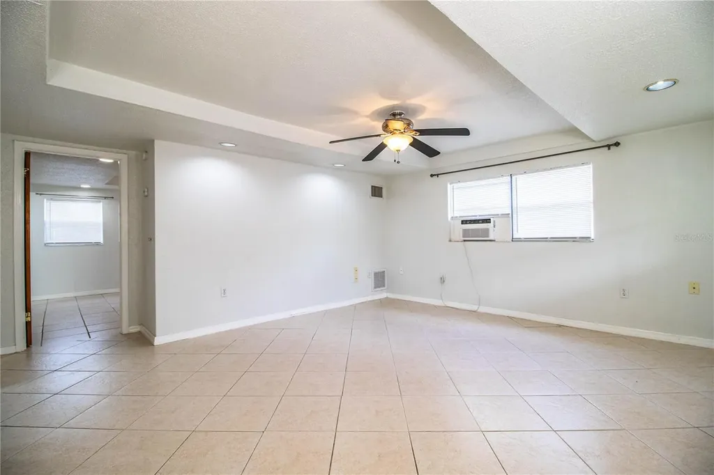 1919 W North A Street Tampa FL 33606