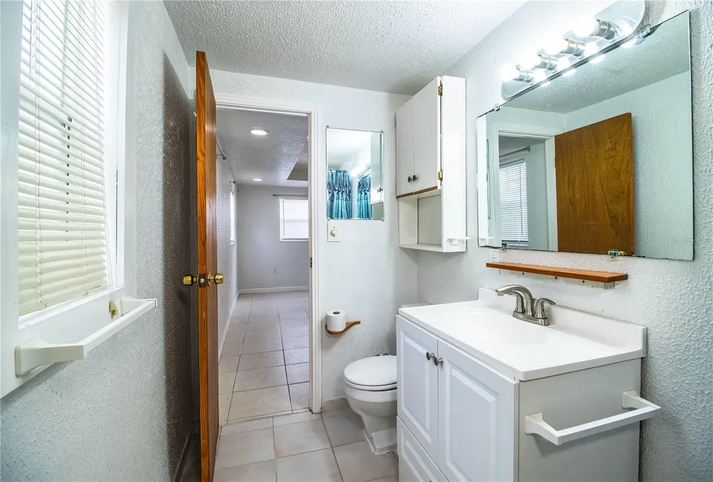1919 W North A Street Tampa FL 33606