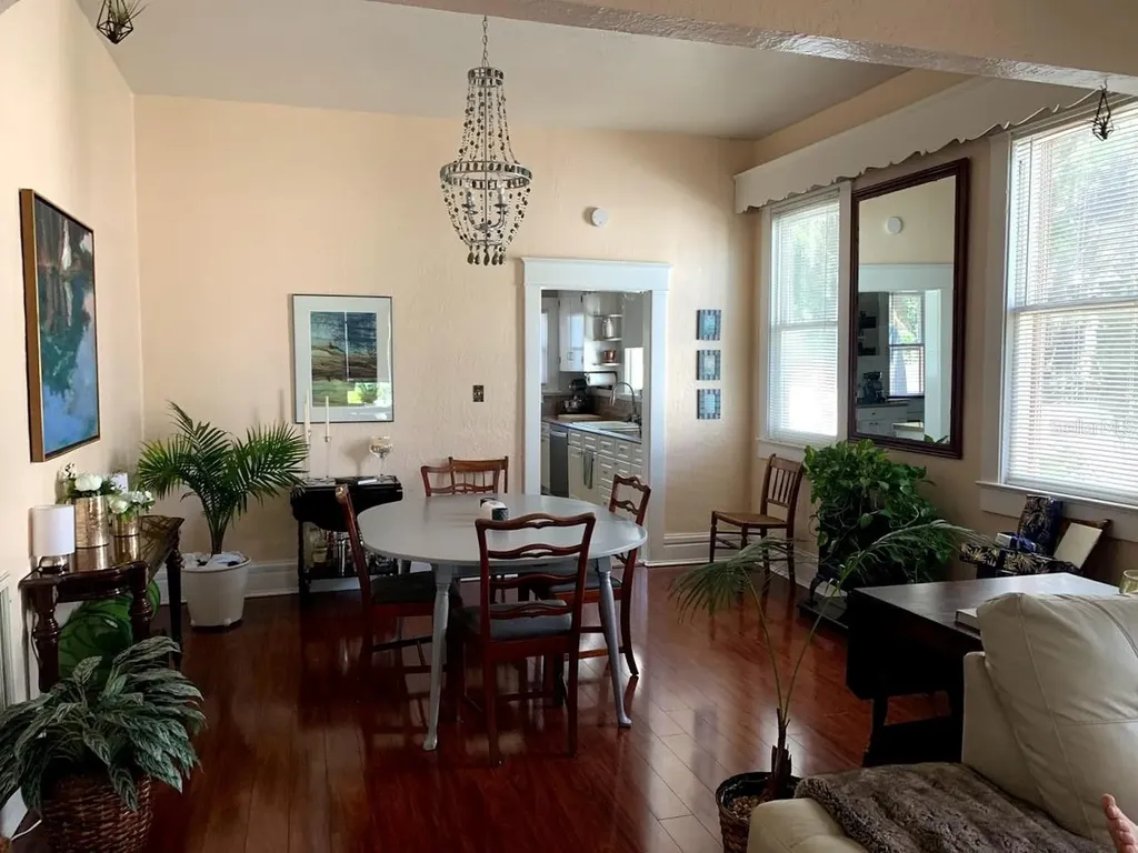 1919 W North A Street Tampa FL 33606