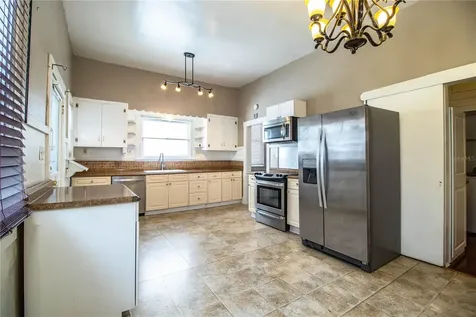 1919 W North A Street Tampa FL 33606
