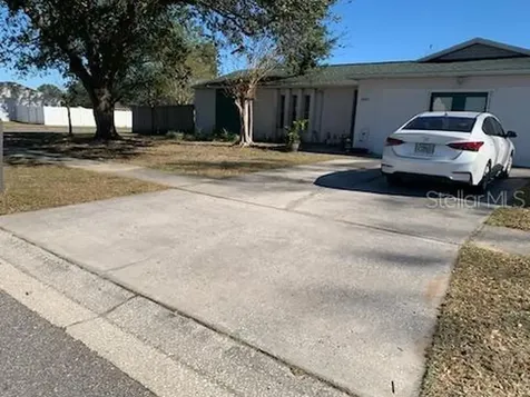 3502 King Richard Court Seffner FL 33584