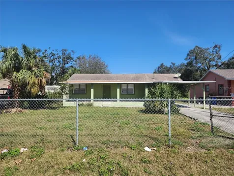6935 W Mohawk Avenue Tampa FL 33634