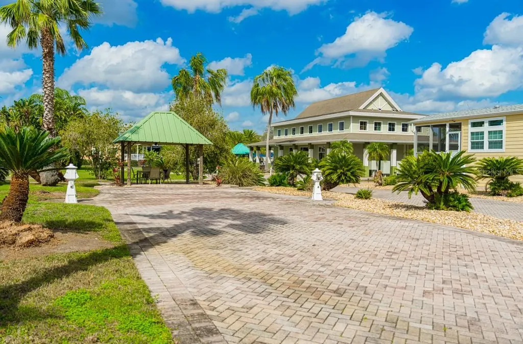 6948 Amanda Vista Circle Land O Lakes FL 34637