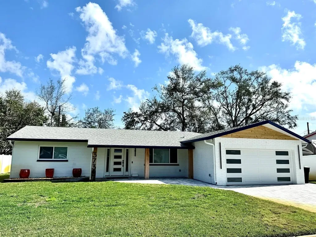 3735 69th Way N St Petersburg FL 33710