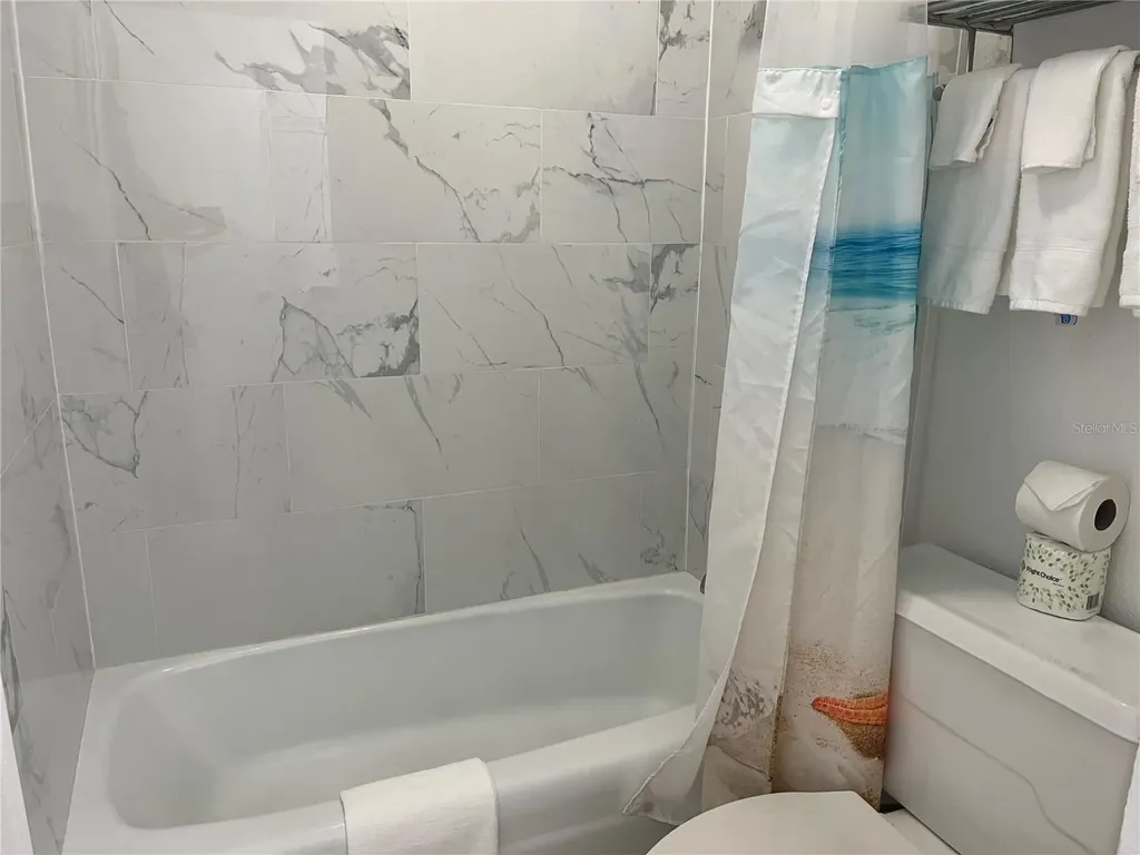 7150 N Tamiami Trail Sarasota FL 34243