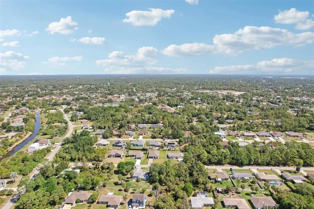 5237 Aberback Street North Port FL 34291