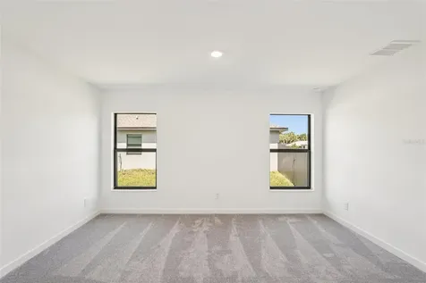 5237 Aberback Street North Port FL 34291