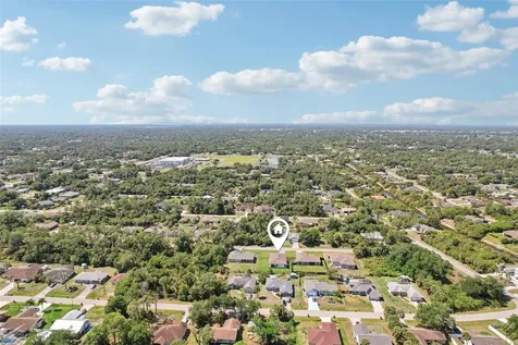 5237 Aberback Street North Port FL 34291